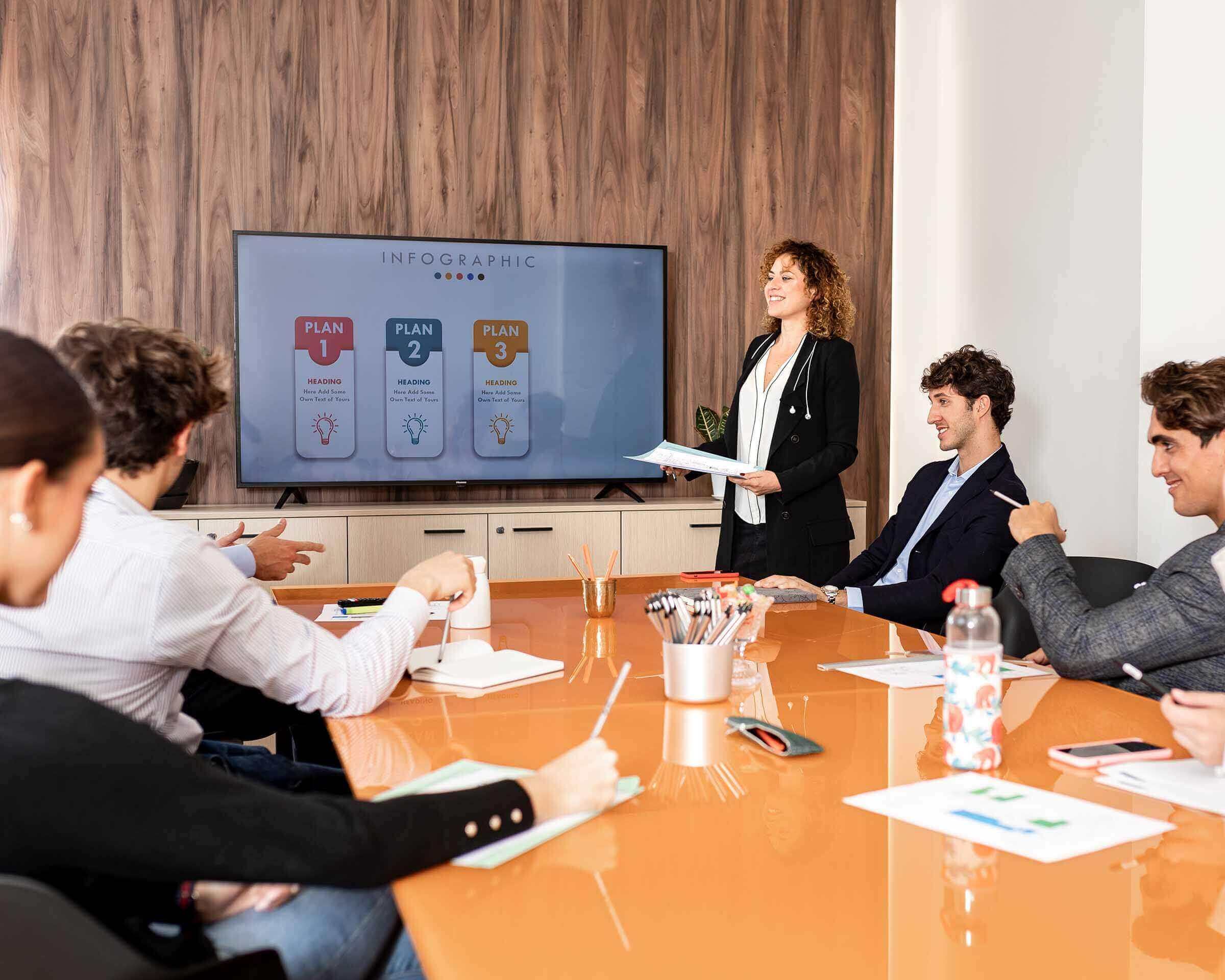 meeting room Creasystem Bologna with widescreen